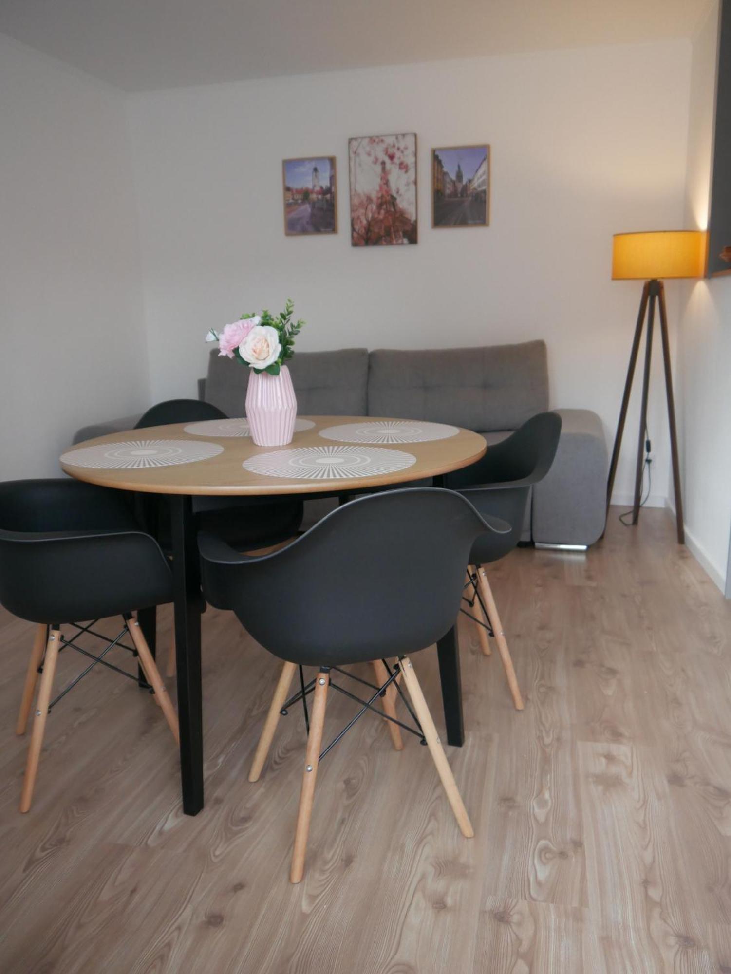 Free Garage In The Center-Delicia 4 Studio! Σίμπιου Εξωτερικό φωτογραφία