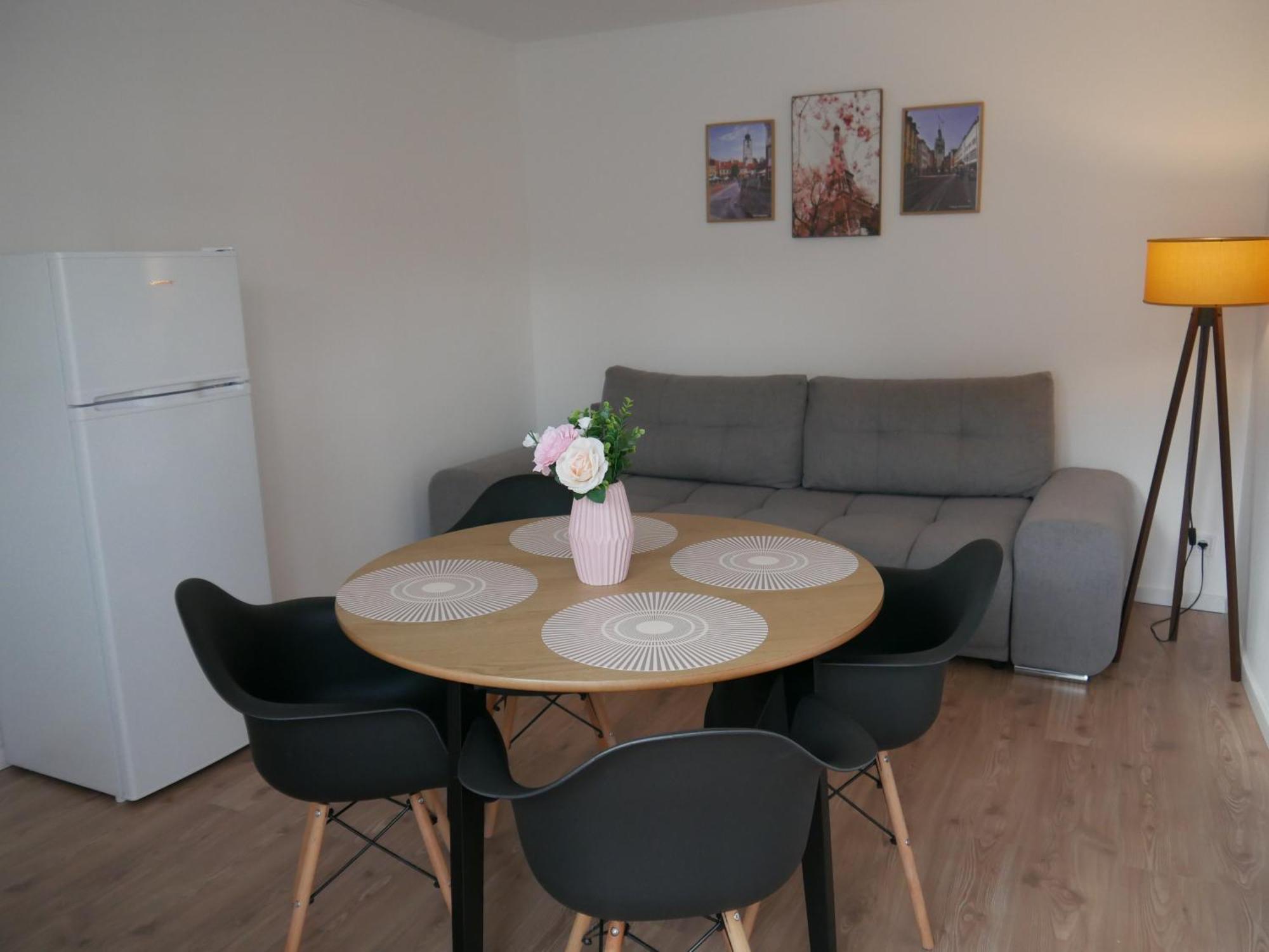 Free Garage In The Center-Delicia 4 Studio! Σίμπιου Εξωτερικό φωτογραφία
