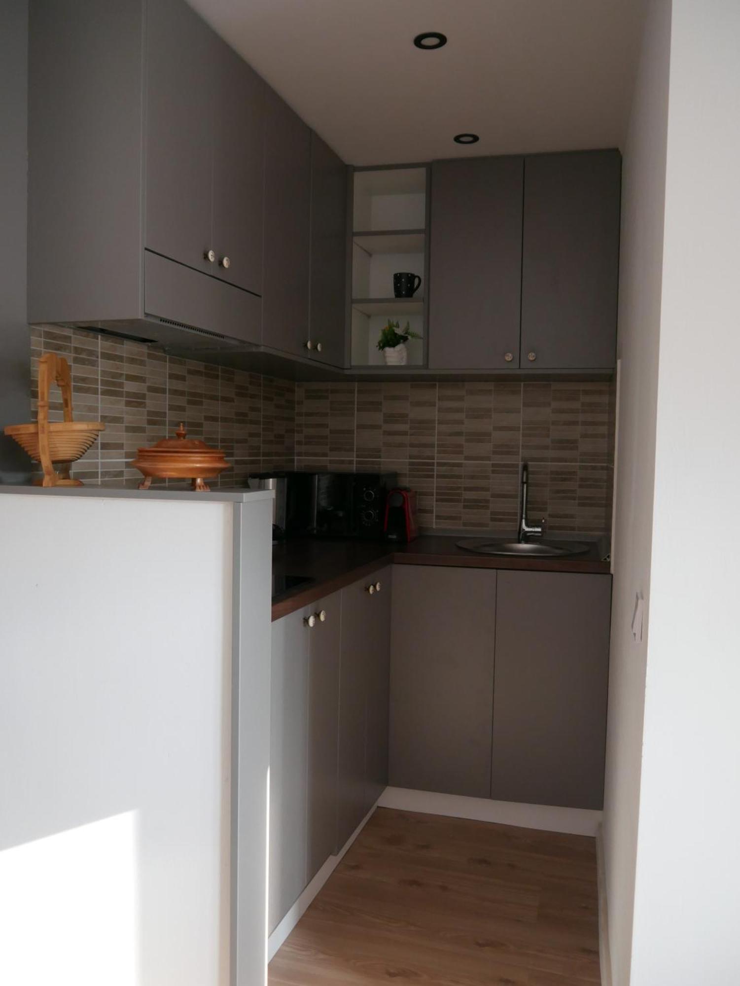 Free Garage In The Center-Delicia 4 Studio! Σίμπιου Εξωτερικό φωτογραφία